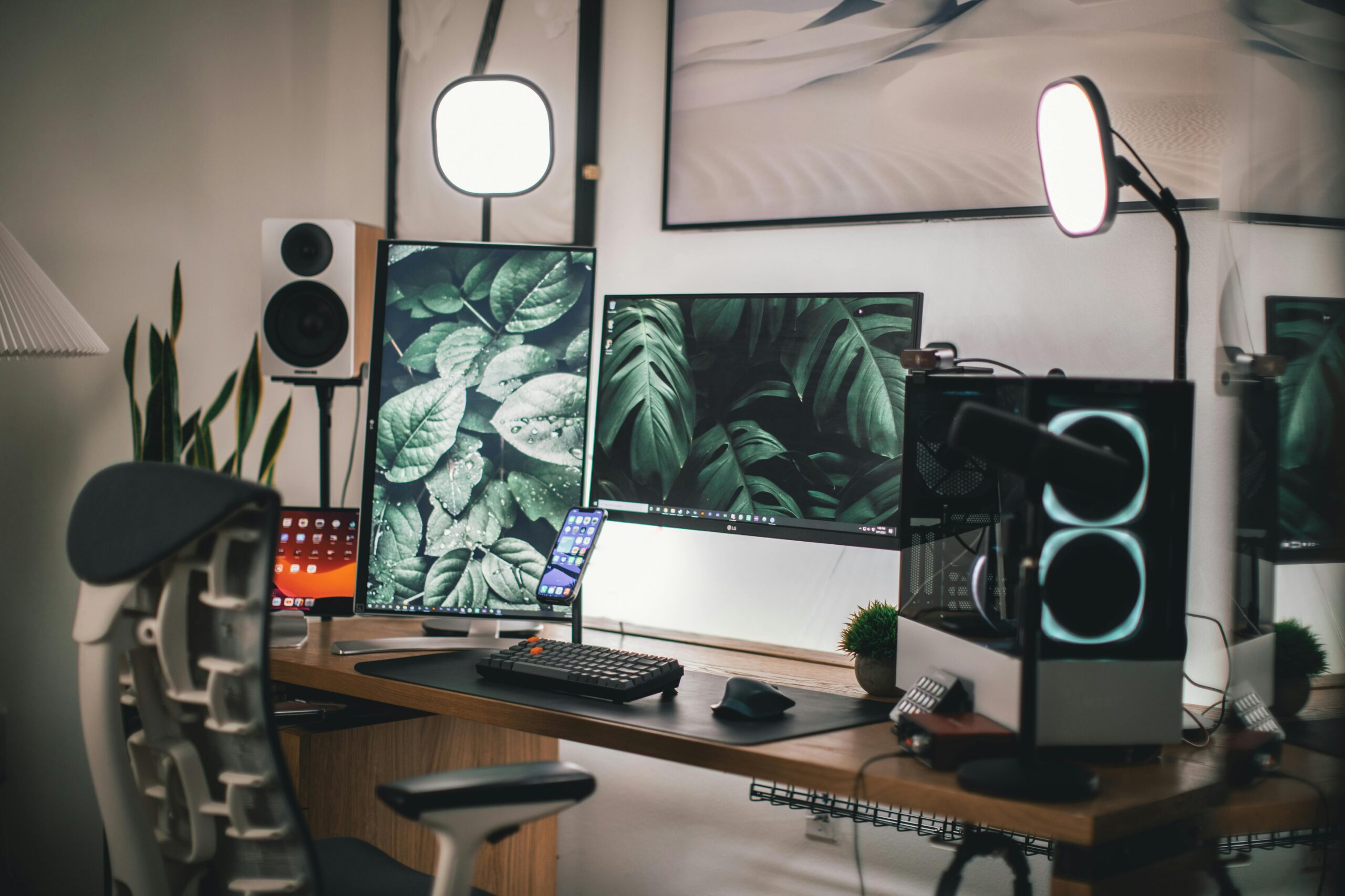 Monitor gamer no trabalho: por que o seu setup está mais inteligente do que você imagina